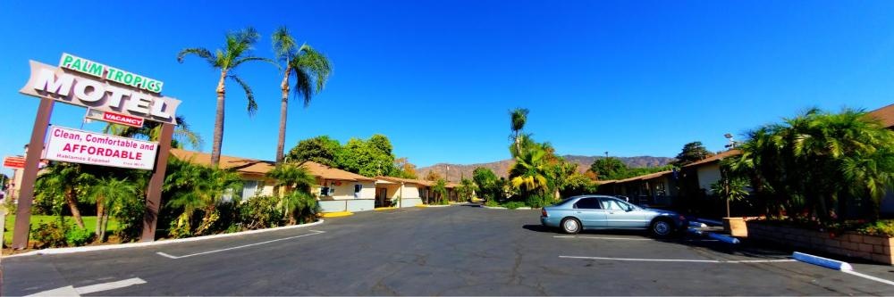 Palm Tropics Motel